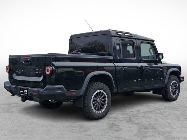 2025 INEOS Grenadier Quartermaster Fieldmaster Edition