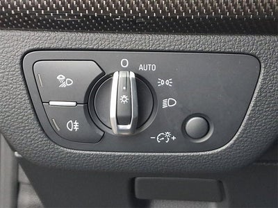 2023 Audi SQ5 Premium Plus