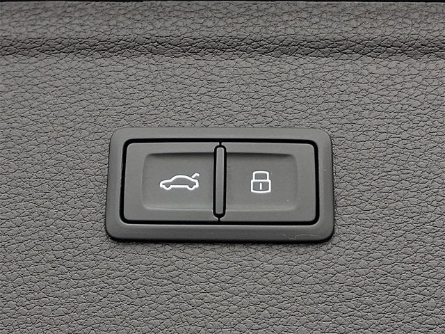 2023 Audi SQ5 Premium Plus