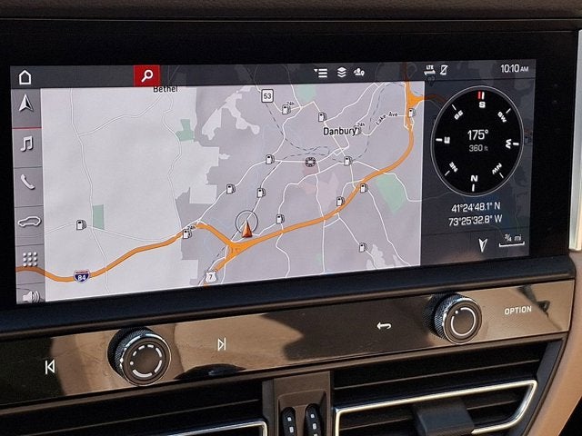 2022 Porsche Macan Base