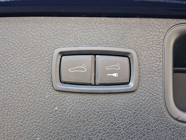 2022 Porsche Macan Base