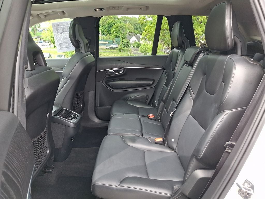 2020 Volvo XC90 T5 Momentum