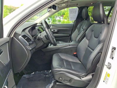 2020 Volvo XC90 T5 Momentum