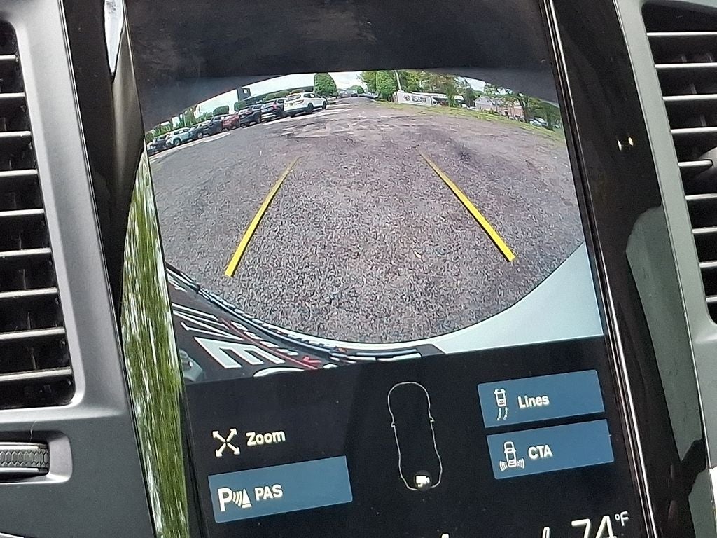 2020 Volvo XC90 T5 Momentum