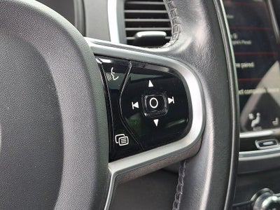 2020 Volvo XC90 T5 Momentum
