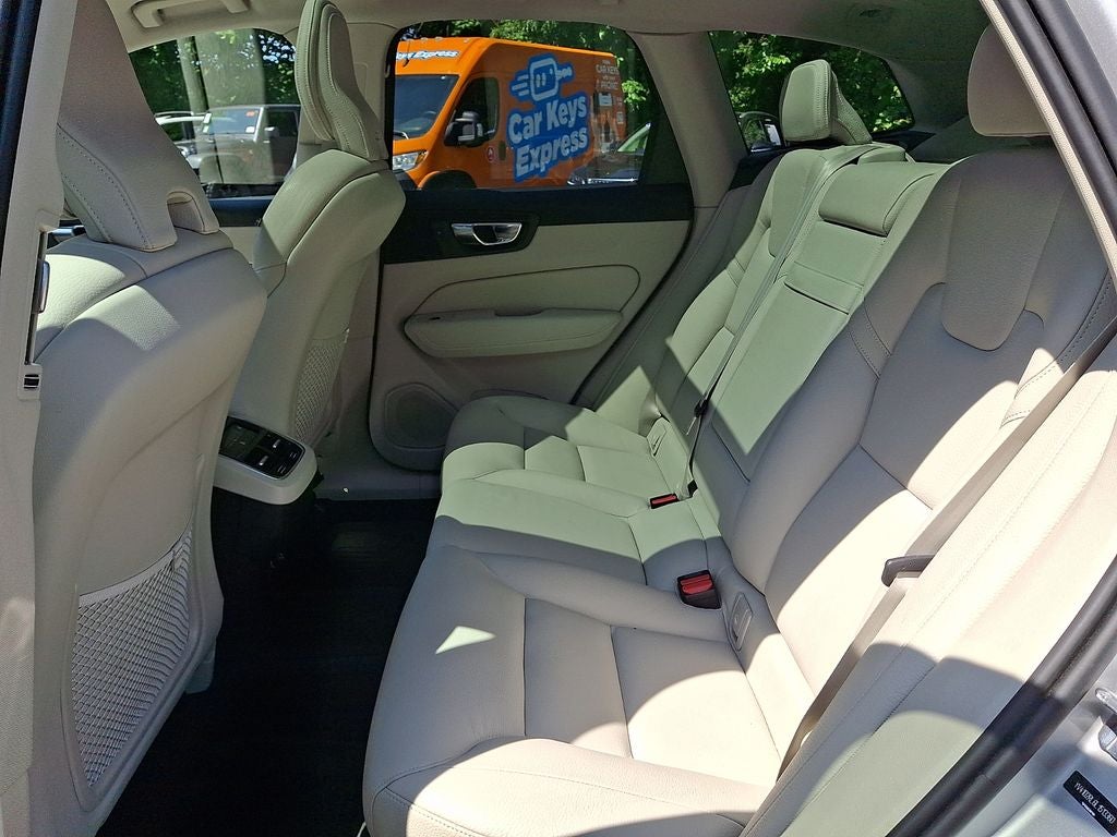 2020 Volvo XC60 T5 Inscription
