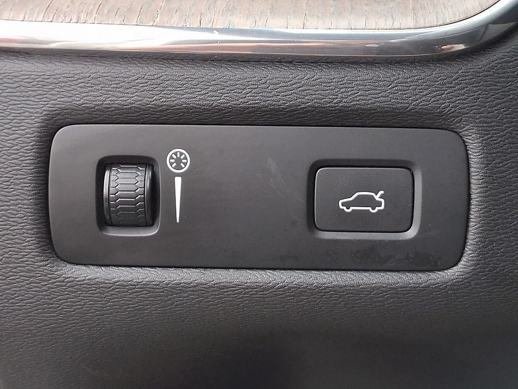 2018 Volvo XC60 T5 Inscription