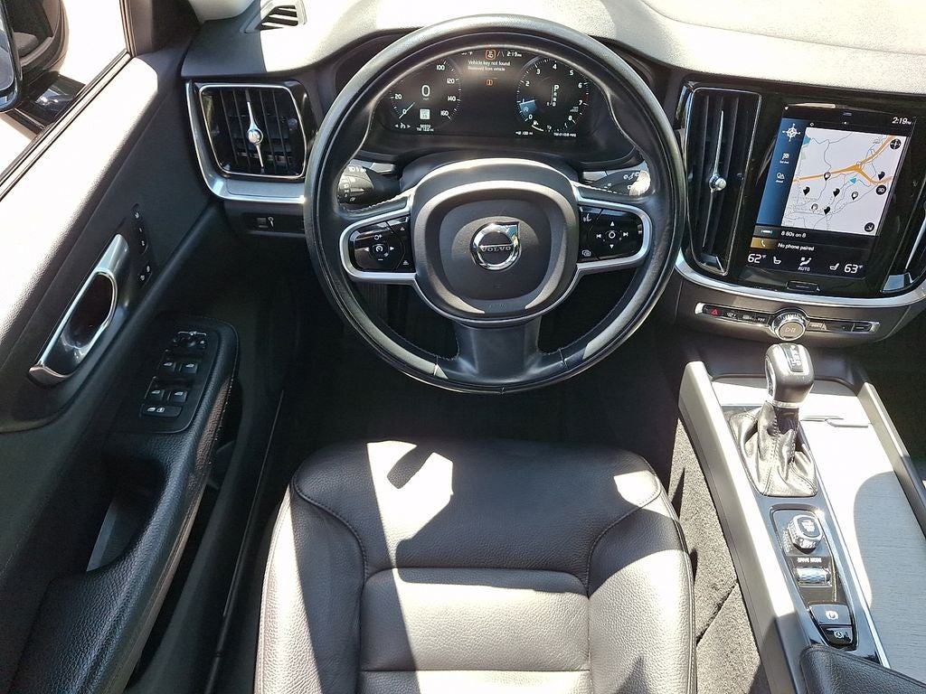 2021 Volvo V60 Cross Country T5