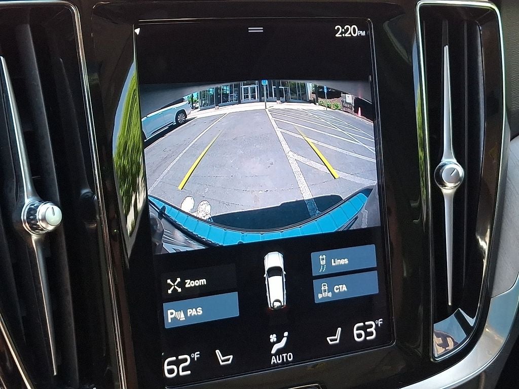 2021 Volvo V60 Cross Country T5