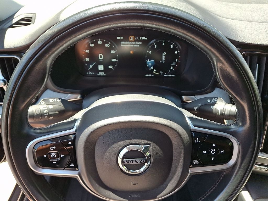 2021 Volvo V60 Cross Country T5