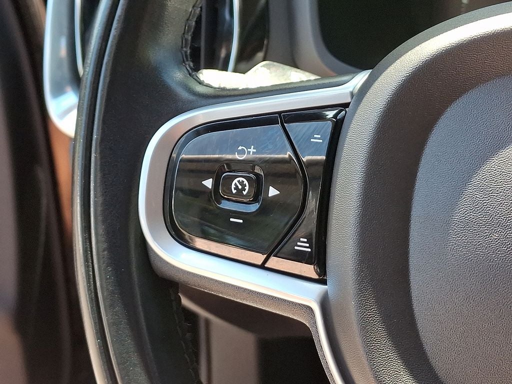 2021 Volvo V60 Cross Country T5