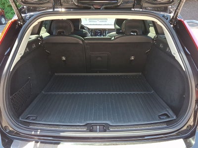 2021 Volvo V60 Cross Country T5