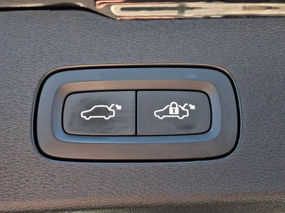 2021 Volvo V60 Cross Country T5