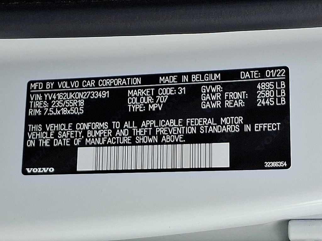 2022 Volvo XC40 Momentum