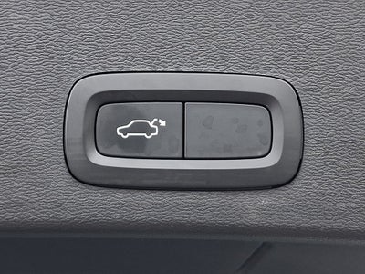 2022 Volvo XC40 Momentum