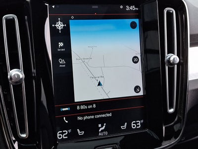 2019 Volvo XC40 Momentum