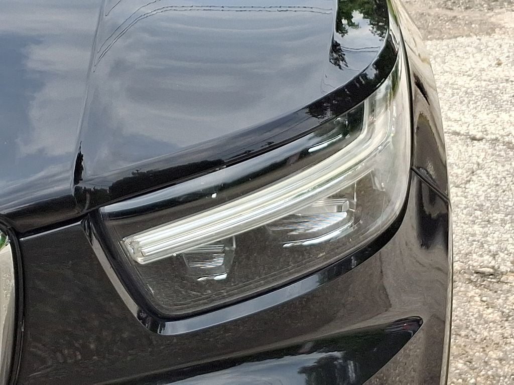 2019 Volvo XC40 Momentum