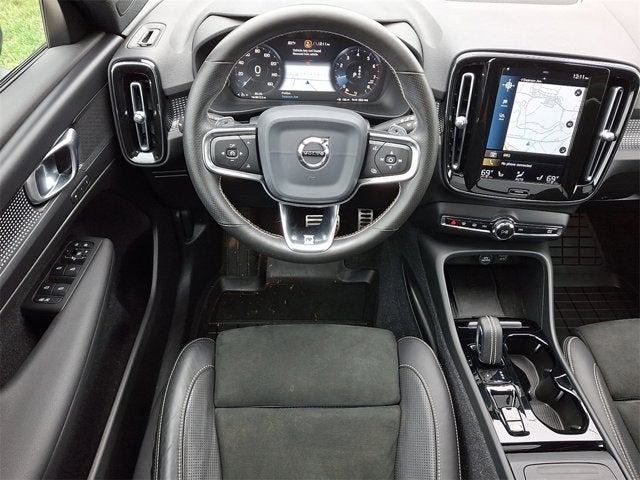 2020 Volvo XC40 R-Design