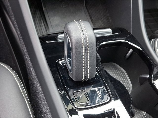 2020 Volvo XC40 R-Design