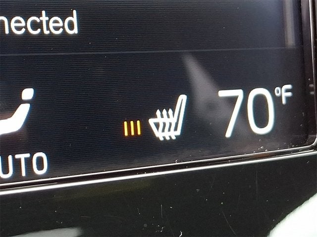 2020 Volvo XC40 R-Design