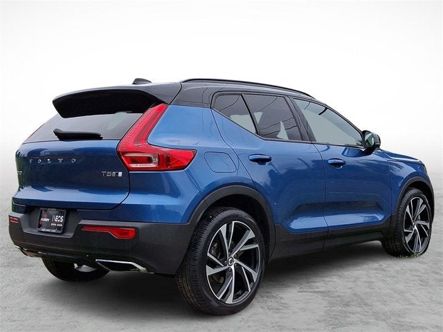 2020 Volvo XC40 R-Design