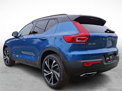 2020 Volvo XC40 R-Design