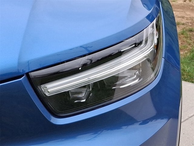 2020 Volvo XC40 R-Design