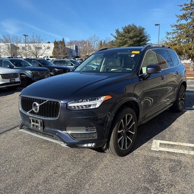 2017 Volvo XC90 Momentum