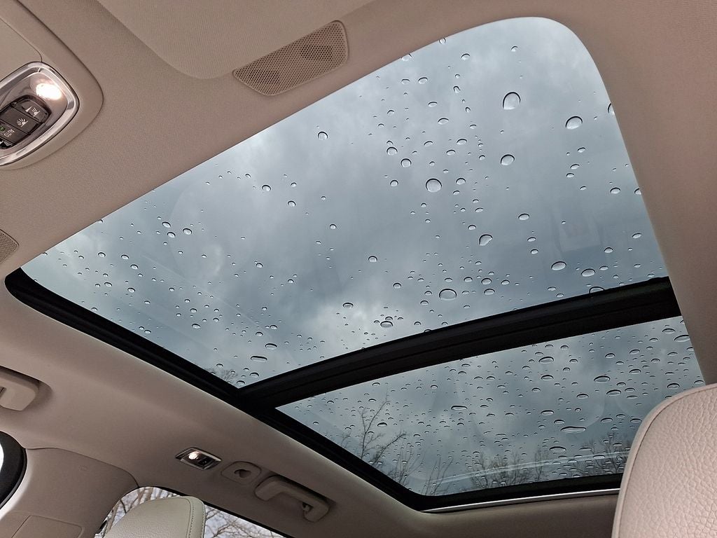 2017 Volvo XC90 T6 Momentum