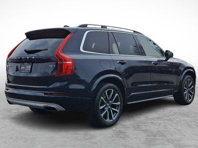 2017 Volvo XC90 T6 Momentum