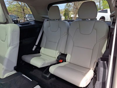 2022 Volvo XC90 T6 Inscription