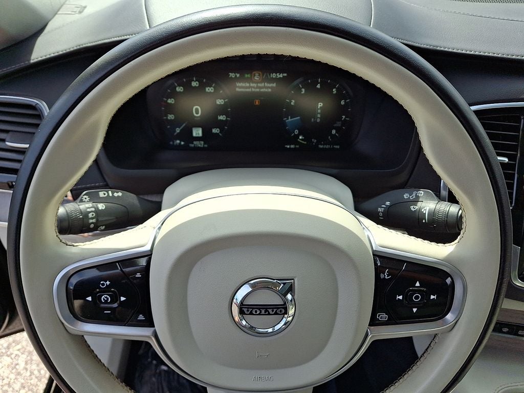 2022 Volvo XC90 T6 Inscription