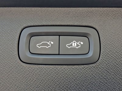 2022 Volvo XC90 T6 Inscription