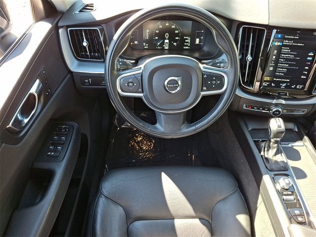 2019 Volvo XC60 Momentum