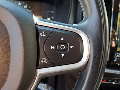 2019 Volvo XC60 Momentum