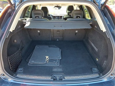 2019 Volvo XC60 Momentum