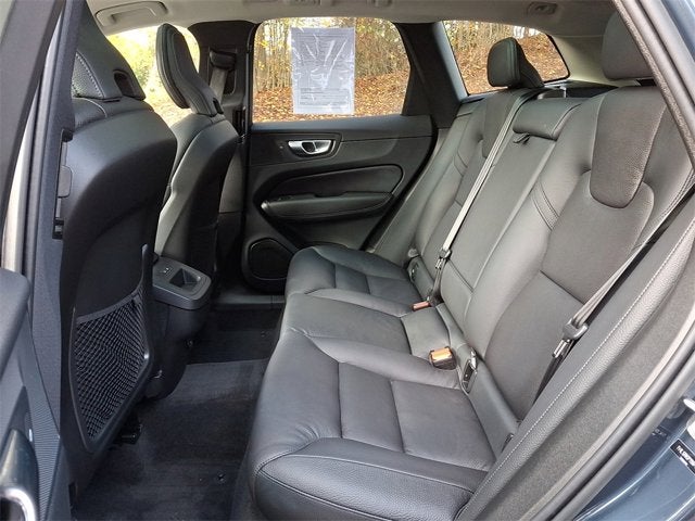 2023 Volvo XC60 Plus Bright Theme