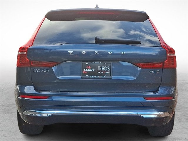 2023 Volvo XC60 Plus Bright Theme